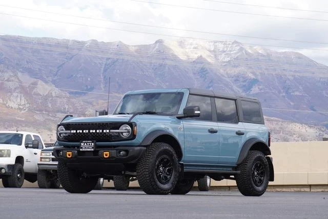 2023 Ford Bronco 6th Gen - Image 2 of 21