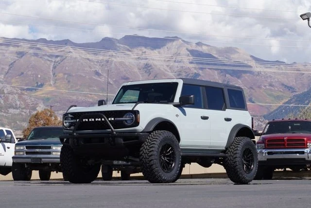 2023 Ford Bronco 6th Gen - Image 2 of 21
