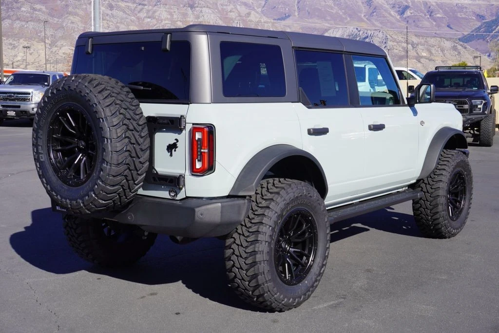2023 Ford Bronco 6th Gen - Image 11 of 12