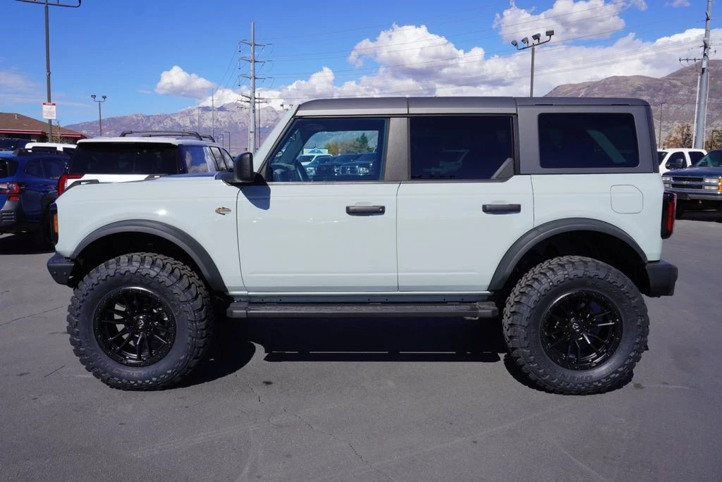 2023 Ford Bronco 6th Gen - Image 7 of 12