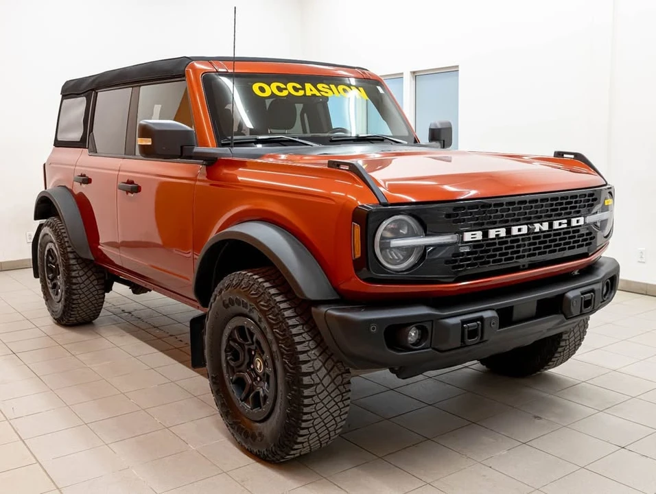 2023 Ford Bronco 6th Gen - Image 10 of 20