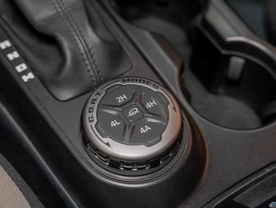 2023 Ford Bronco 6th Gen - Image 19 of 20