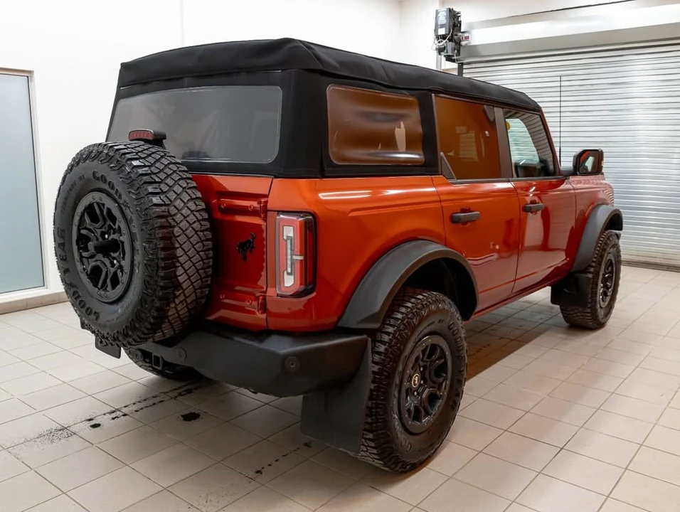 2023 Ford Bronco 6th Gen - Image 9 of 20