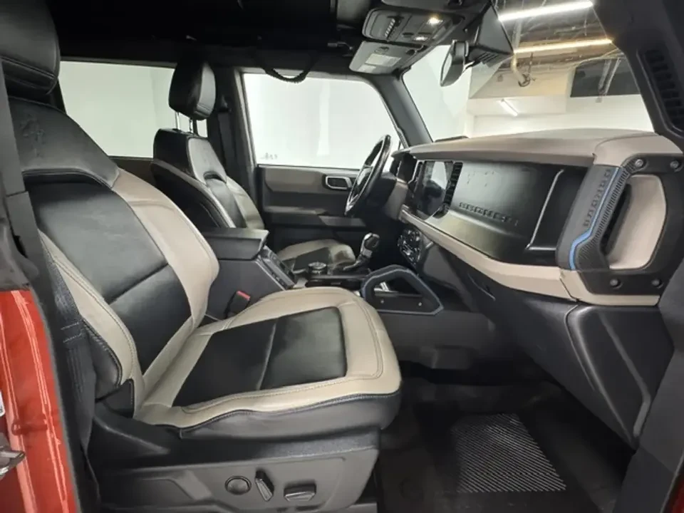 2023 Ford Bronco 6th Gen - Image 17 of 20