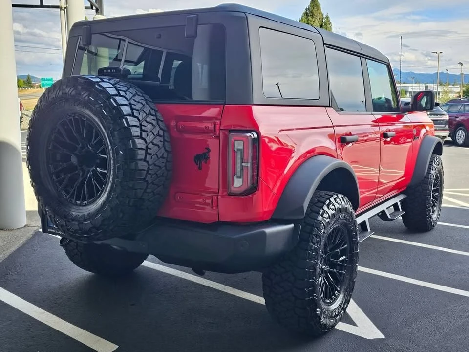 2023 Ford Bronco 6th Gen - Image 5 of 20