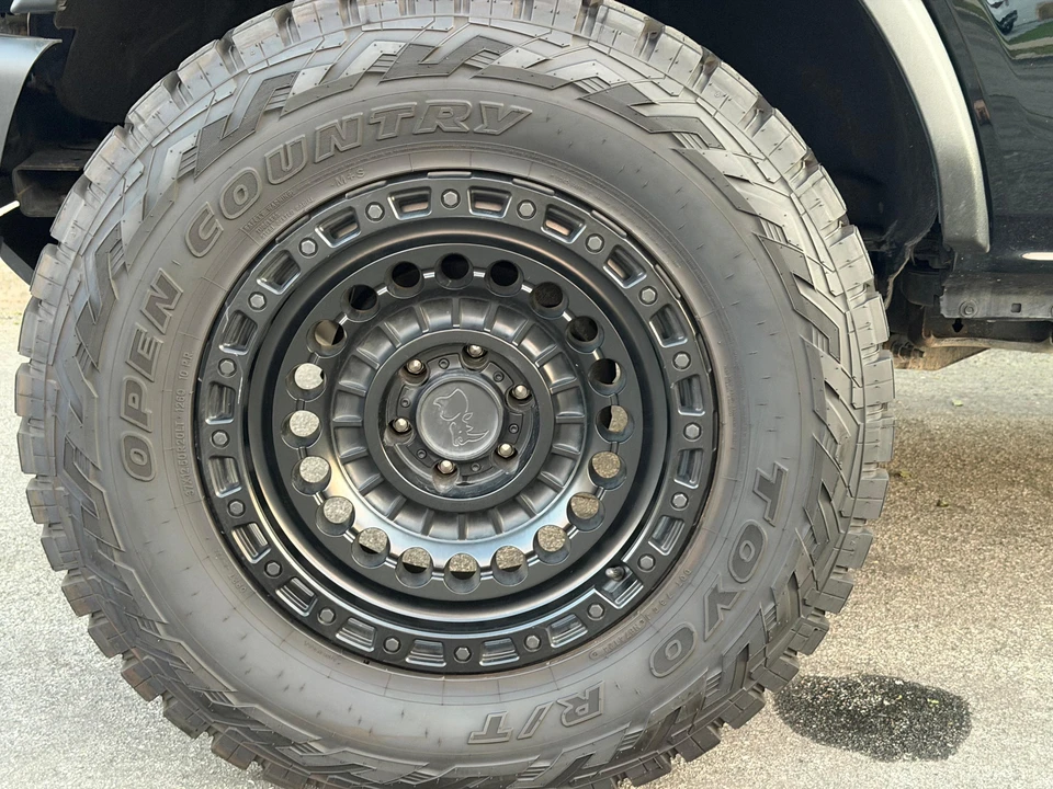 2023 Ford Bronco 6th Gen - Image 12 of 31