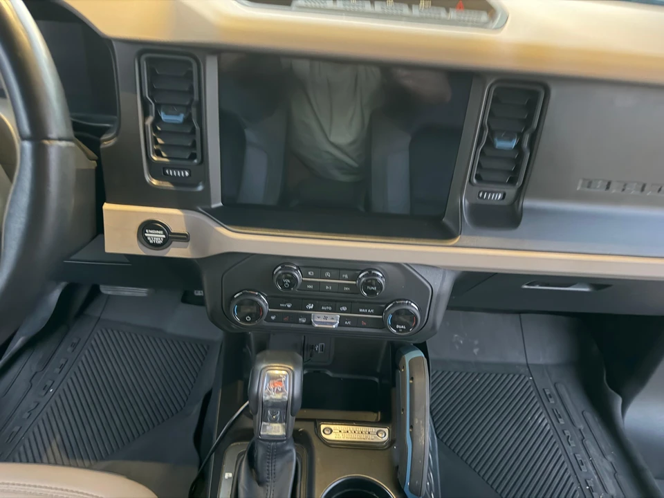 2023 Ford Bronco 6th Gen - Image 27 of 31