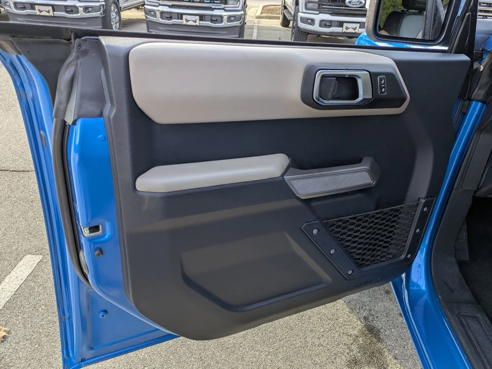 2023 Ford Bronco 6th Gen - Image 15 of 21