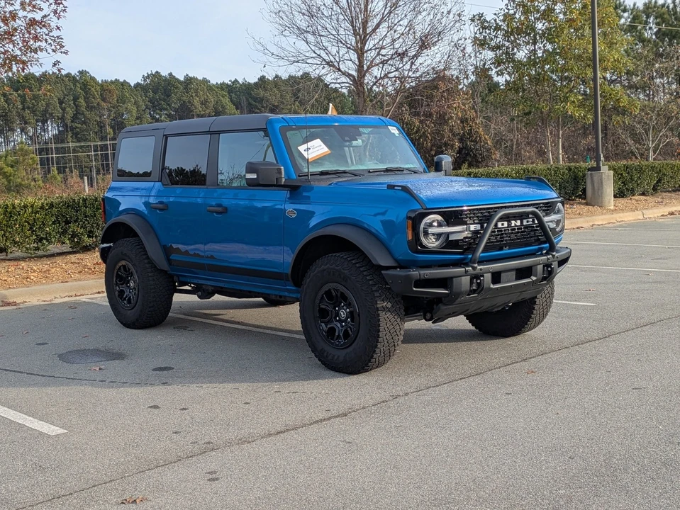 2023 Ford Bronco 6th Gen - Image 2 of 12