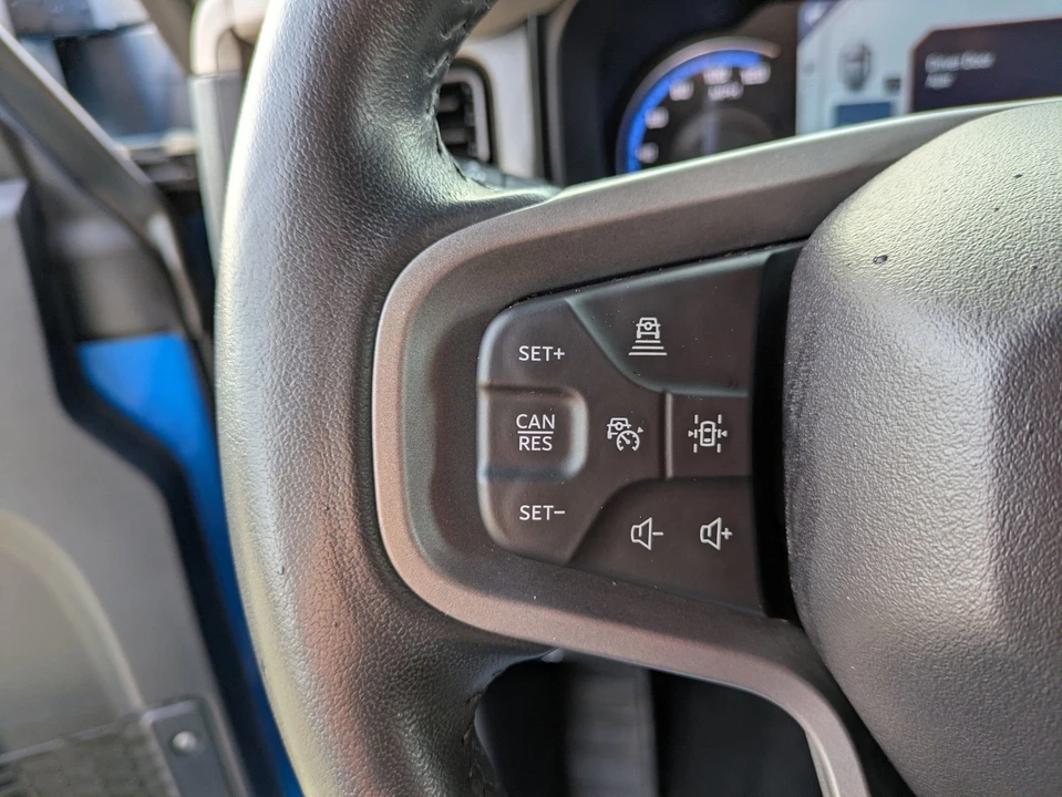 2023 Ford Bronco 6th Gen - Image 18 of 21