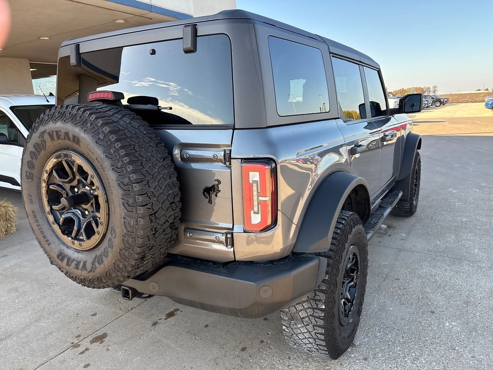 2023 Ford Bronco 6th Gen - Image 8 of 12