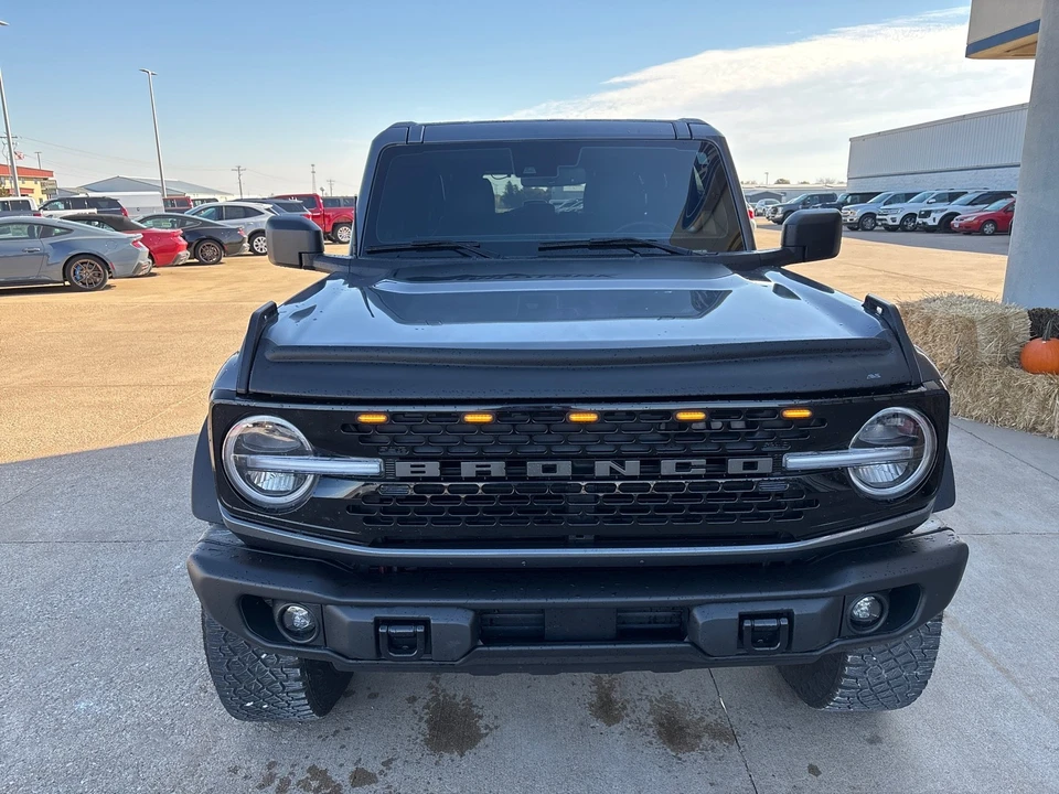 2023 Ford Bronco 6th Gen - Image 2 of 12