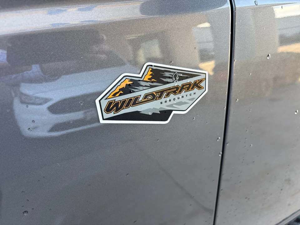 2023 Ford Bronco 6th Gen - Image 5 of 12