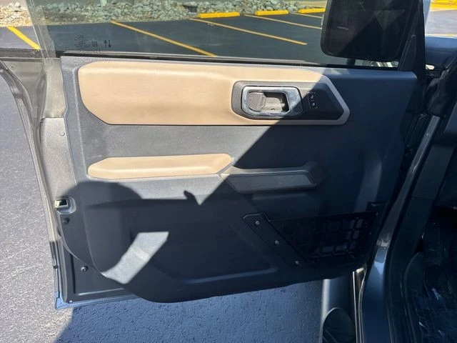 2023 Ford Bronco 6th Gen - Image 10 of 12