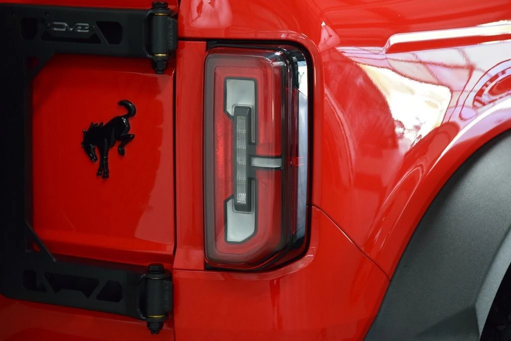 2023 Ford Bronco 6th Gen - Image 17 of 31