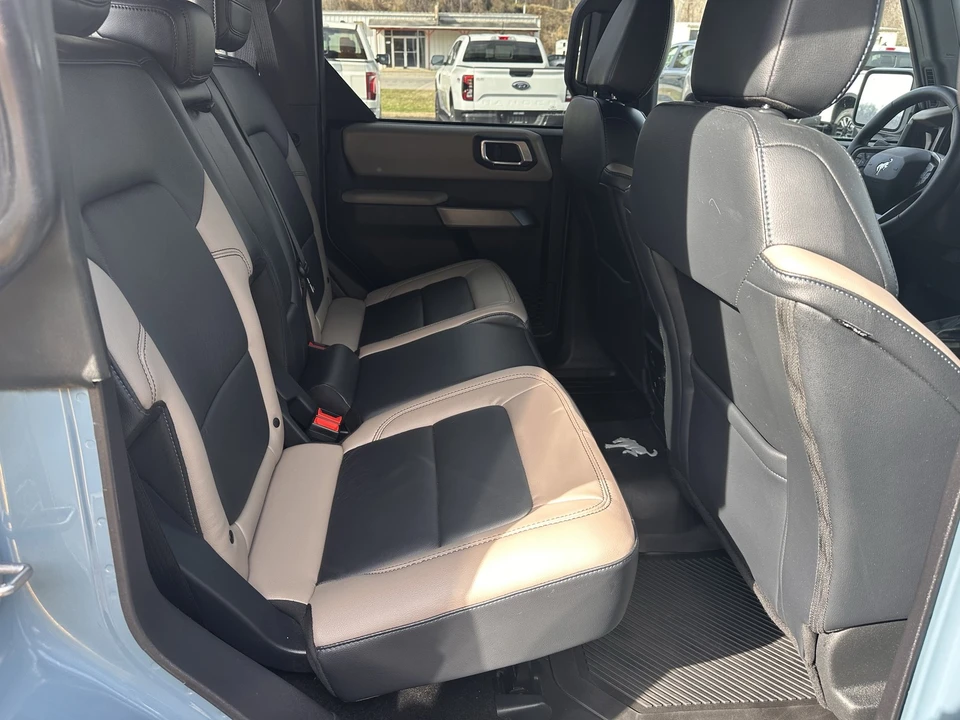 2023 Ford Bronco 6th Gen - Image 16 of 21