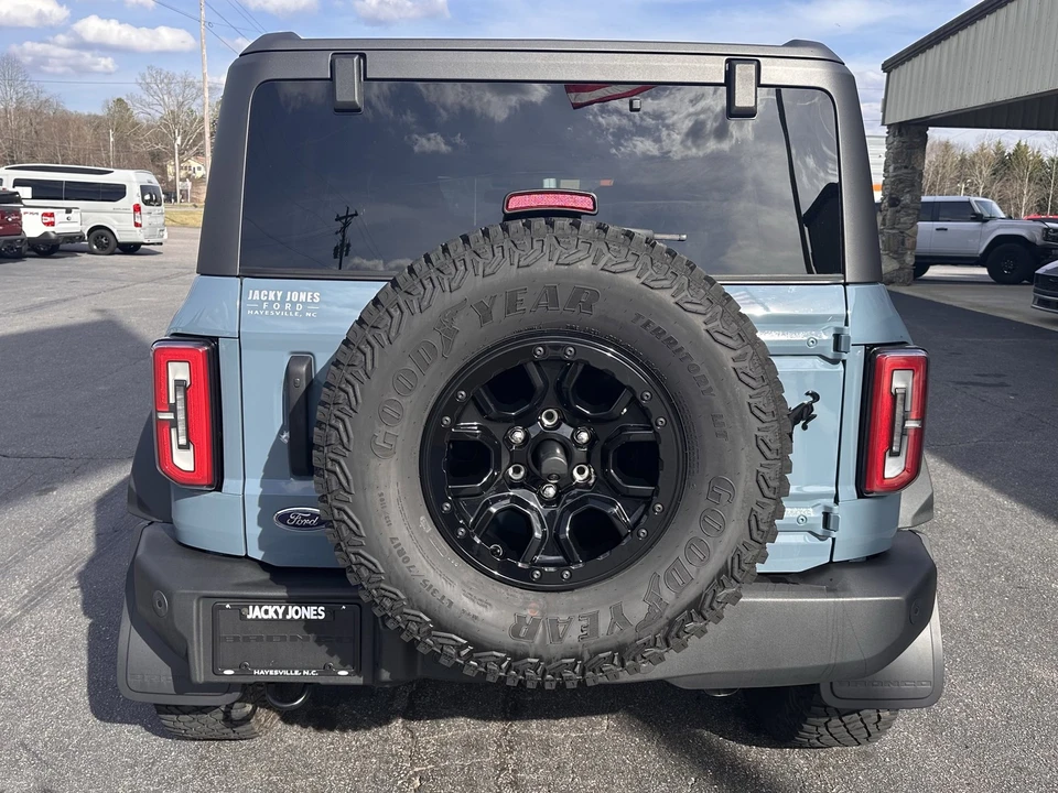 2023 Ford Bronco 6th Gen - Image 7 of 21