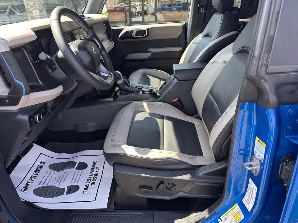 2023 Ford Bronco 6th Gen - Image 10 of 12