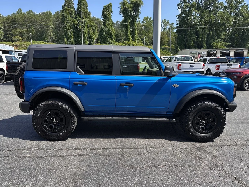 2023 Ford Bronco 6th Gen - Image 5 of 12