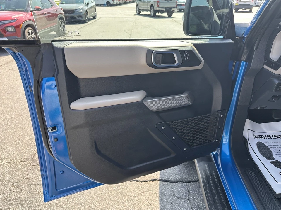 2023 Ford Bronco 6th Gen - Image 9 of 21