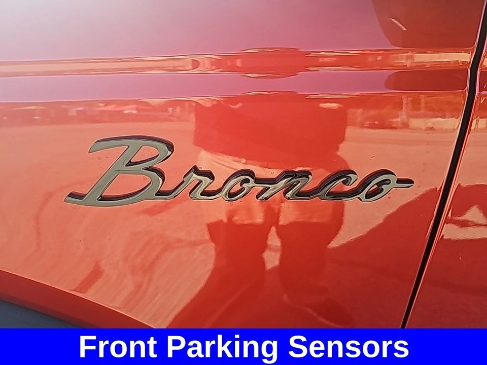 2023 Ford Bronco 6th Gen - Image 11 of 12