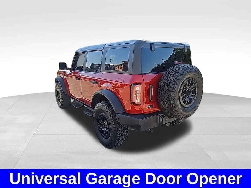 2023 Ford Bronco 6th Gen - Image 9 of 12