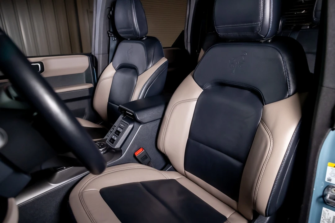 2023 Ford Bronco 6th Gen - Image 5 of 12