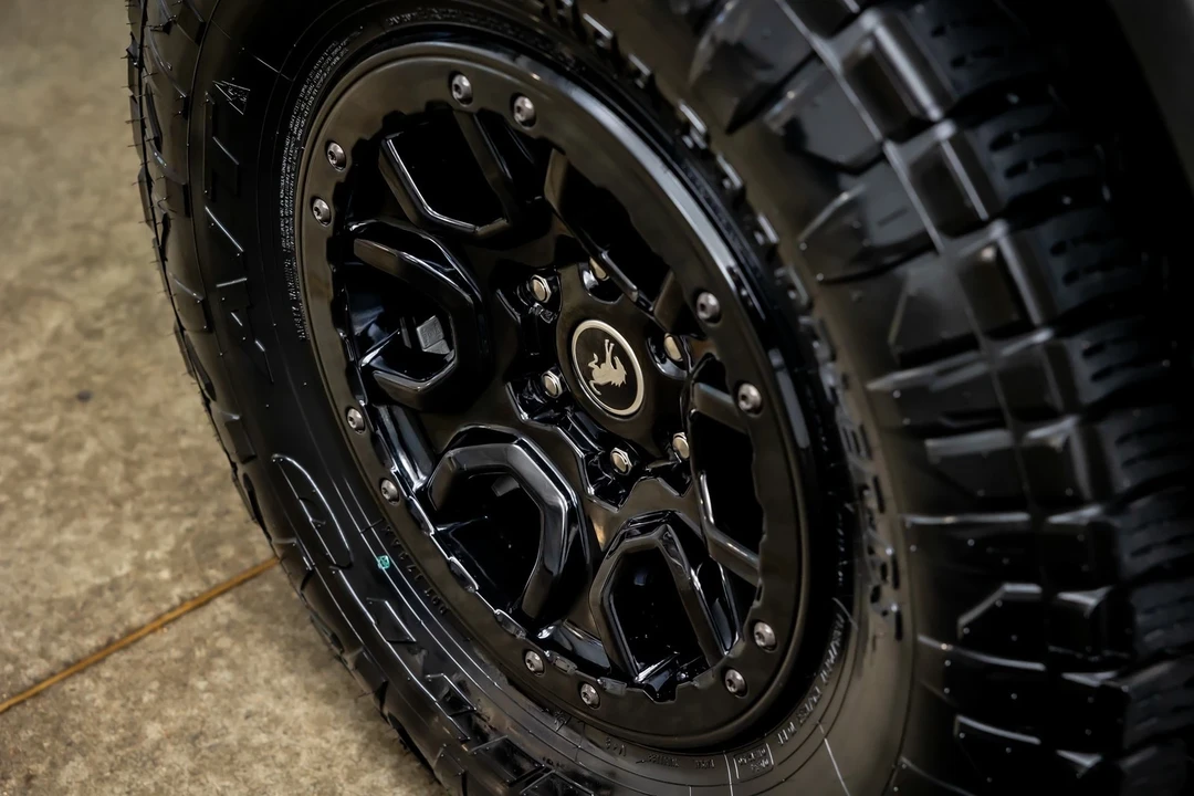 2023 Ford Bronco 6th Gen - Image 19 of 21
