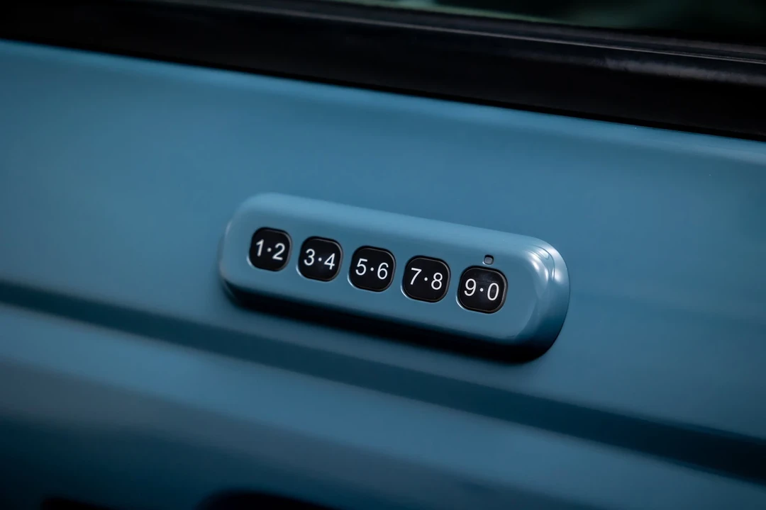 2023 Ford Bronco 6th Gen - Image 21 of 21