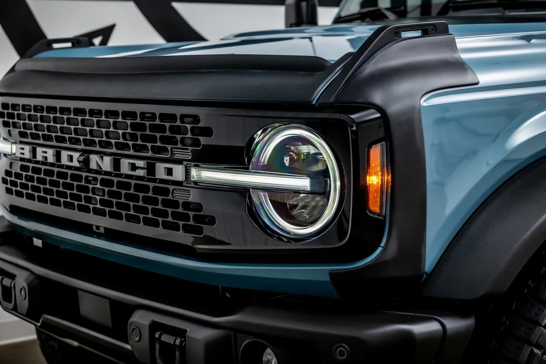 2023 Ford Bronco 6th Gen - Image 15 of 21