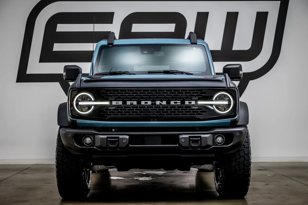 2023 Ford Bronco 6th Gen - Image 3 of 21