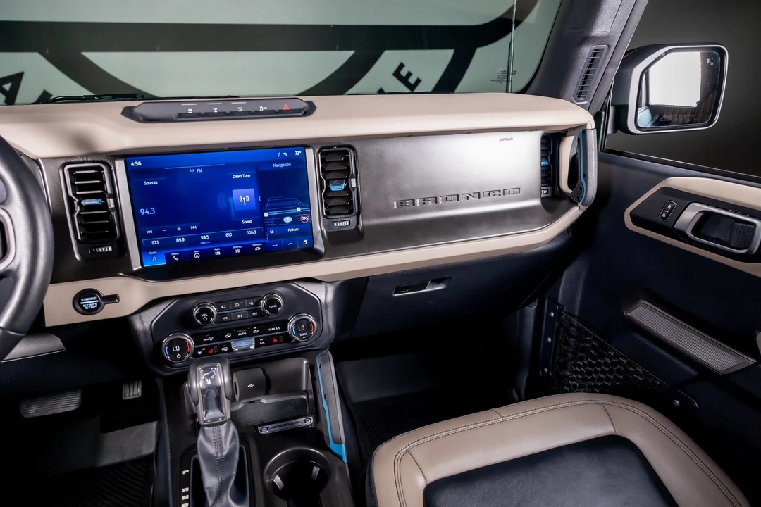 2023 Ford Bronco 6th Gen - Image 8 of 12