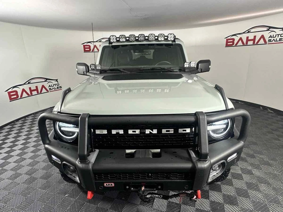 2023 Ford Bronco 6th Gen - Image 13 of 21