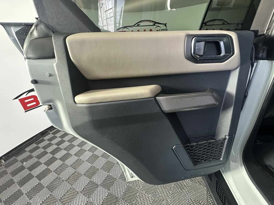 2023 Ford Bronco 6th Gen - Image 18 of 21