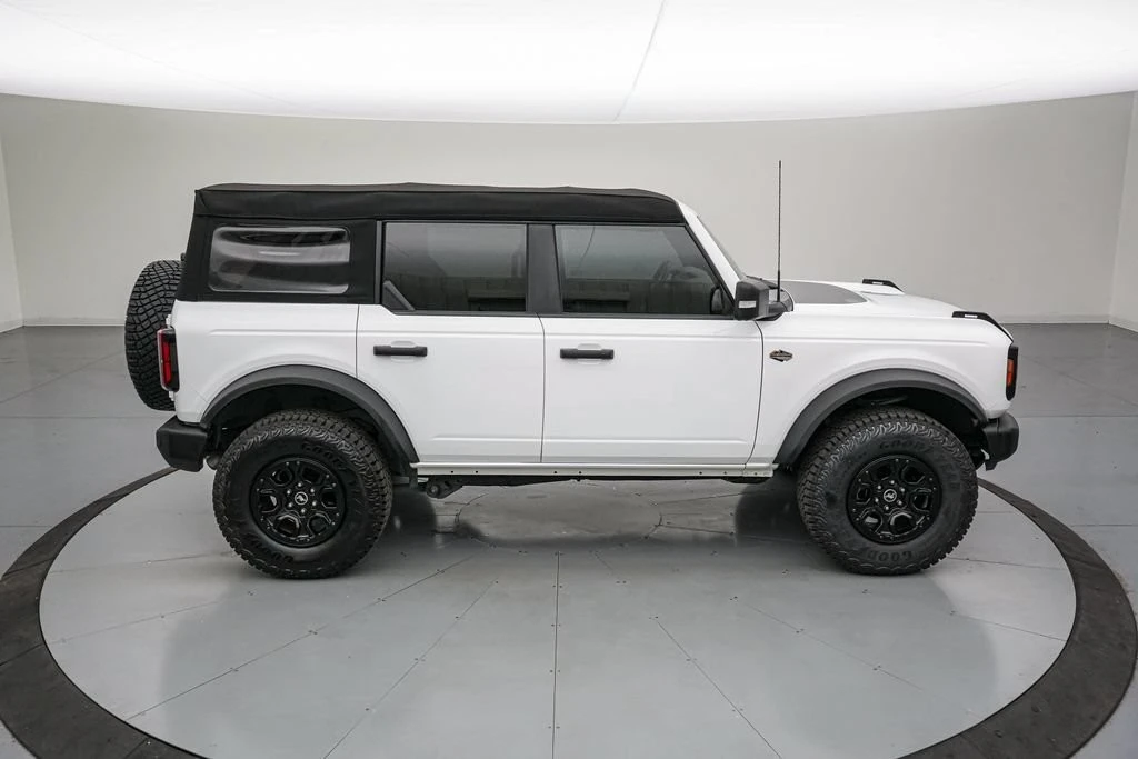 2023 Ford Bronco 6th Gen - Image 4 of 31