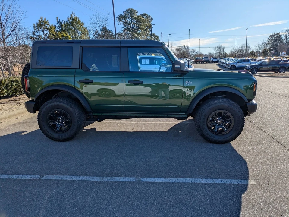 2023 Ford Bronco 6th Gen - Image 3 of 21