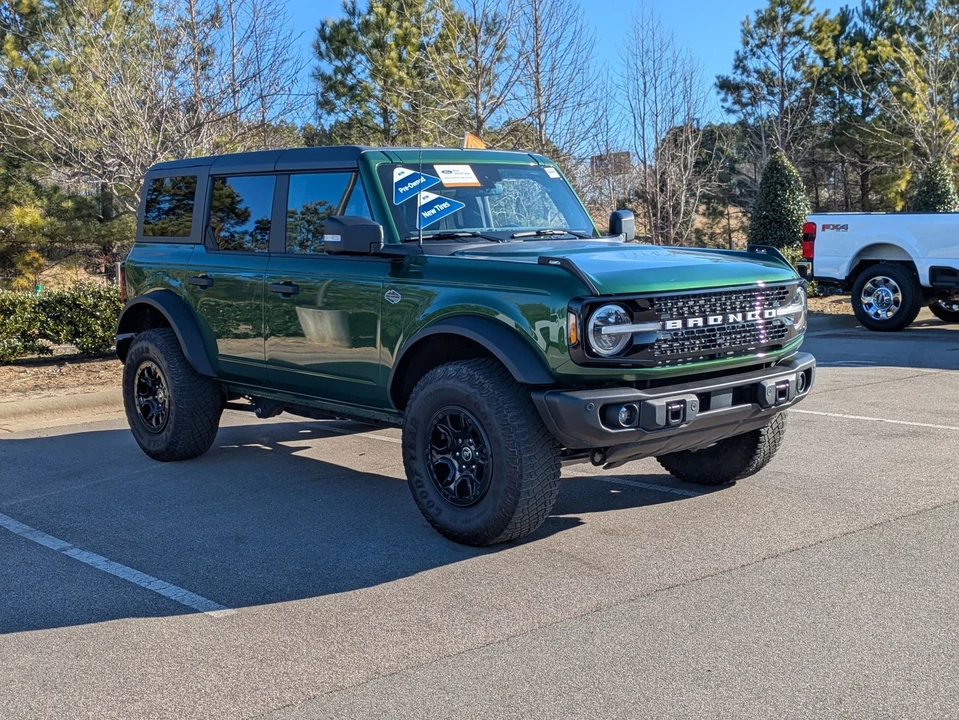 2023 Ford Bronco 6th Gen - Image 2 of 21