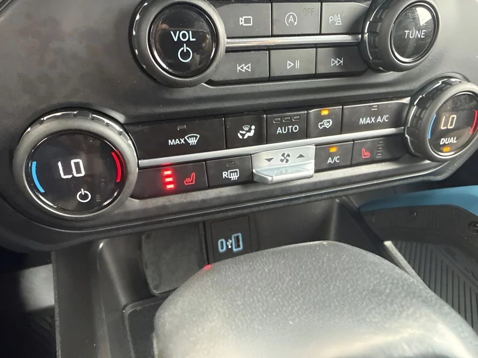 2023 Ford Bronco 6th Gen - Image 12 of 25