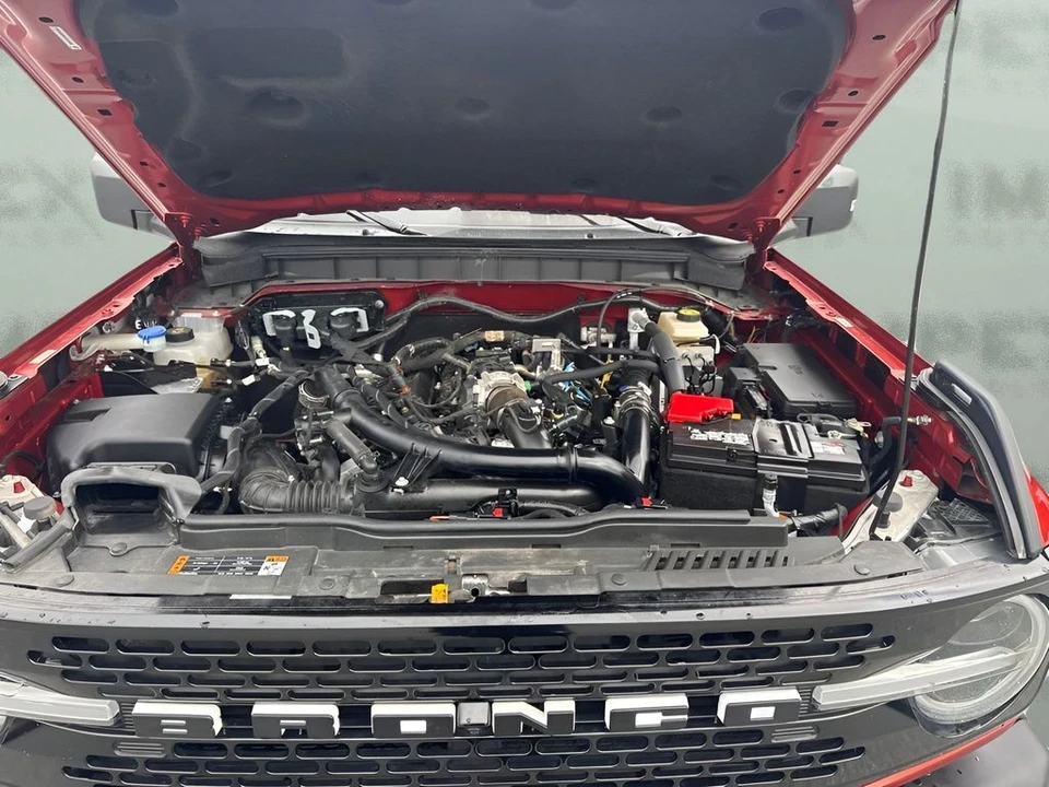 2023 Ford Bronco 6th Gen - Image 21 of 25