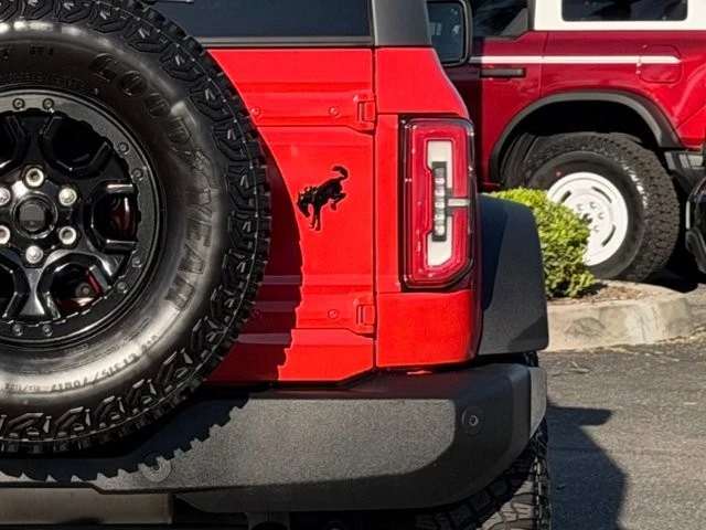 2023 Ford Bronco 6th Gen - Image 9 of 21