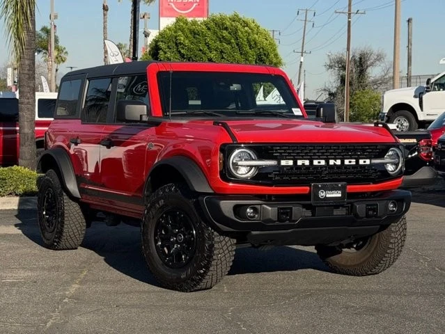 2023 Ford Bronco 6th Gen - Image 2 of 21