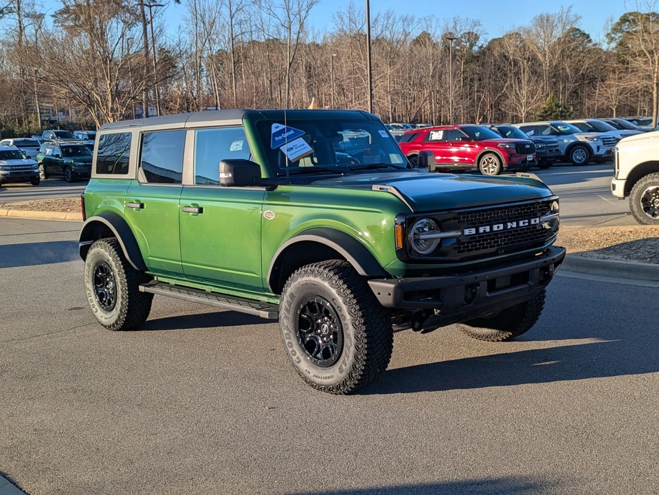2023 Ford Bronco 6th Gen - Image 2 of 12