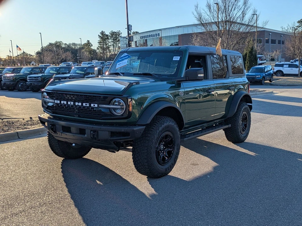 2023 Ford Bronco 6th Gen - Image 8 of 12