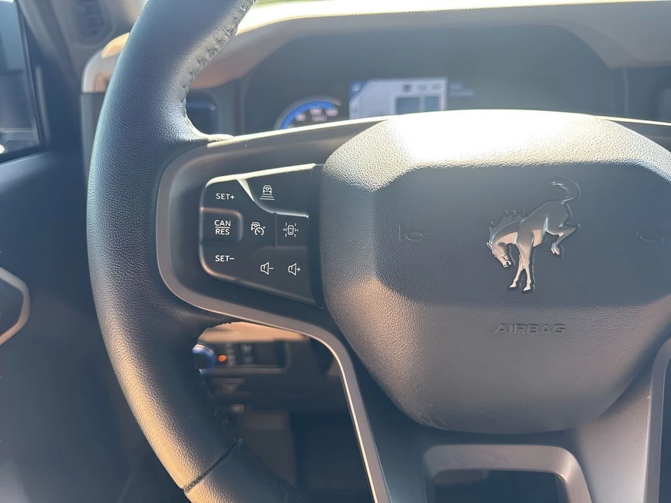 2023 Ford Bronco 6th Gen - Image 15 of 31