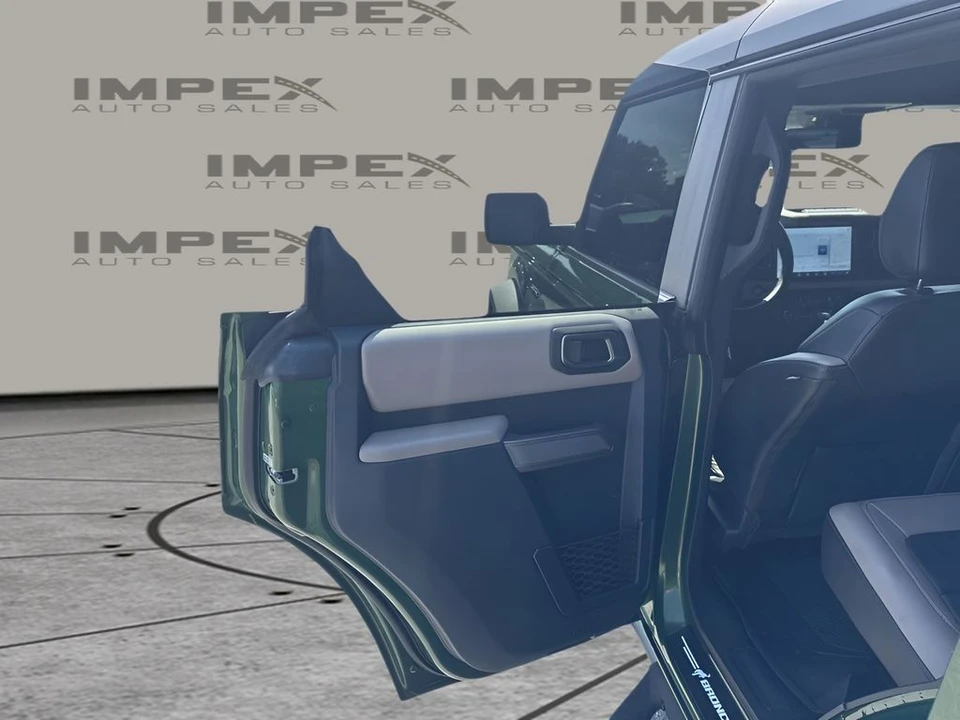 2023 Ford Bronco 6th Gen - Image 30 of 31