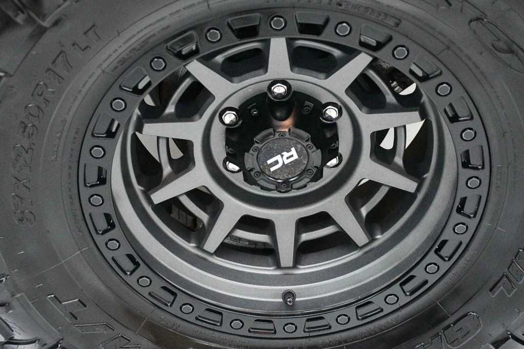 2023 Ford Bronco 6th Gen - Image 8 of 12