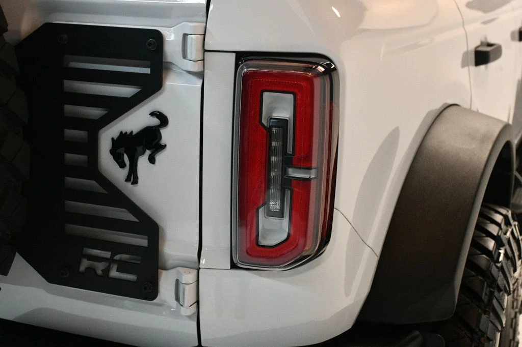 2023 Ford Bronco 6th Gen - Image 2 of 12