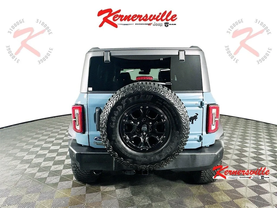 2023 Ford Bronco 6th Gen - Image 6 of 21