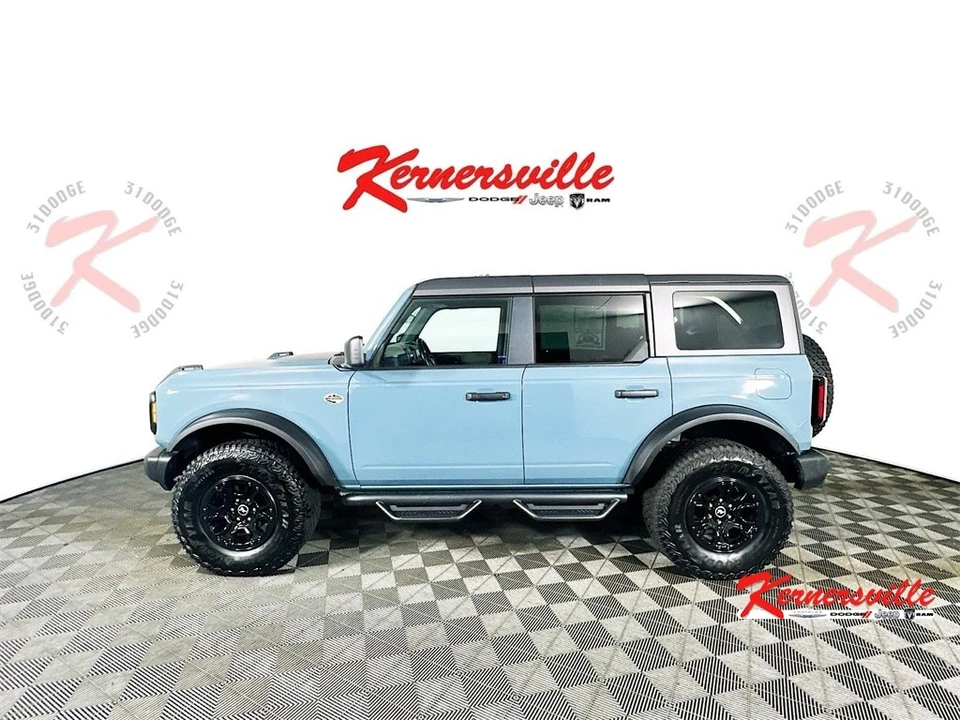 2023 Ford Bronco 6th Gen - Image 4 of 21