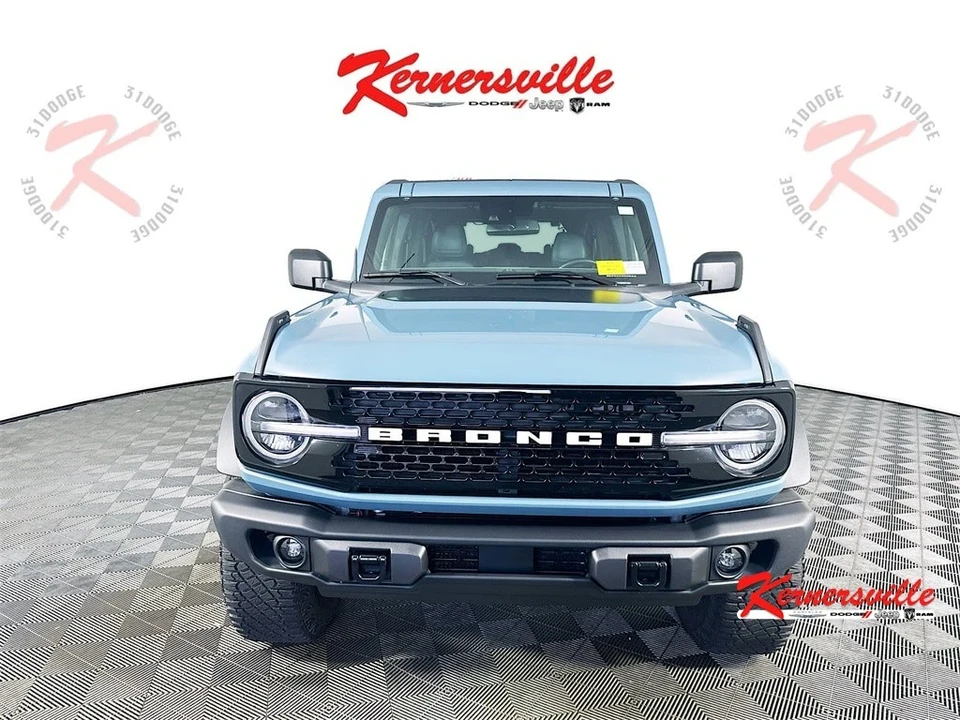 2023 Ford Bronco 6th Gen - Image 2 of 21